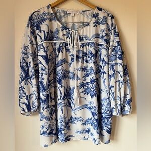 Weekend Suzanne Betro Boho Blue White Floral Toile Print Top Size 4X